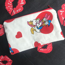 Load image into Gallery viewer, Valentines Heart Pencil Case