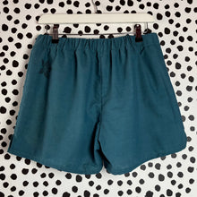 Load image into Gallery viewer, Sidekicks Shorts Size Small (10-12)
