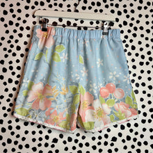 Load image into Gallery viewer, Snatch Riley &amp; Shorts Set Size Small
