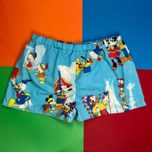 Load image into Gallery viewer, Frontierland Short 90’s Style Shorts XL
