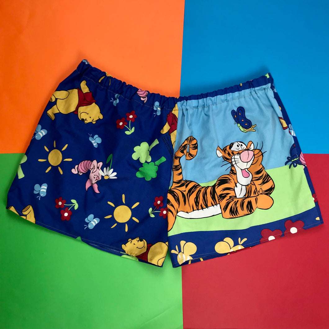 Tigger/Piglet Shorts 90’s Style Size 2XL